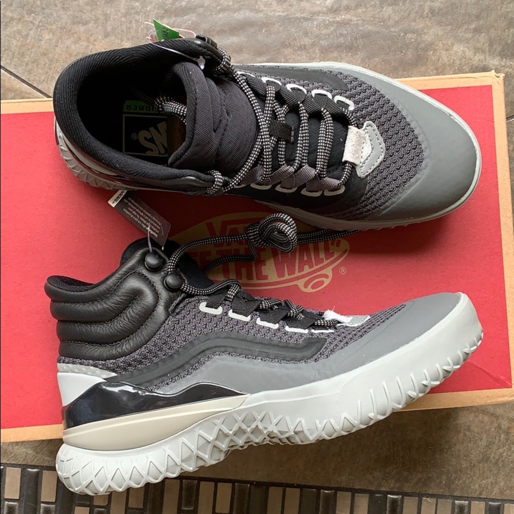 VANS CITY HI-RISE BLACK/DRIZZLE WMNS - Picture 15 of 16